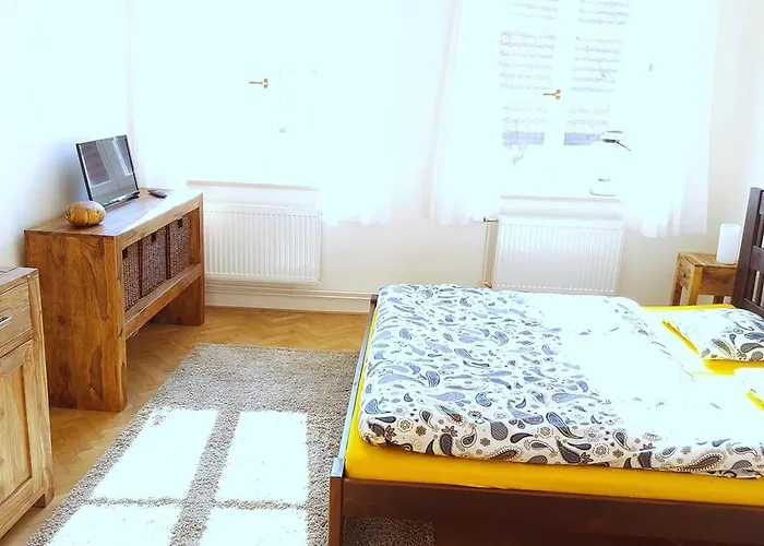 U Náměstí Apartamento *